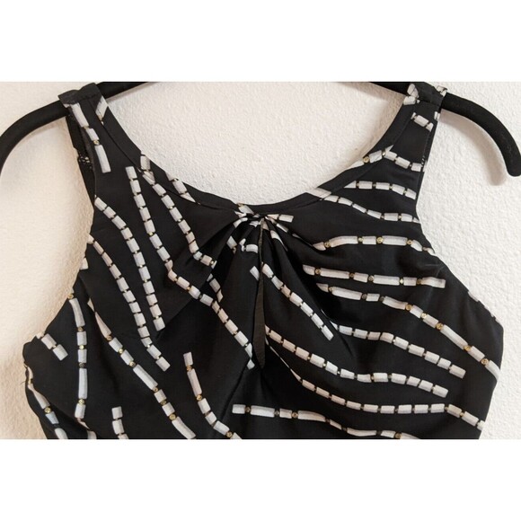 Wmn's MIRACLESUIT One-Piece Keyhole Front Black/White/Gold Metallic Swimsuit 10 - Picture 3 of 9